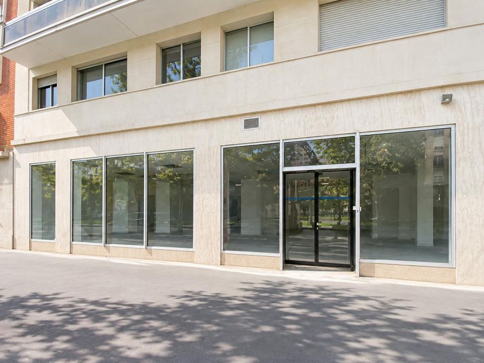 Location bureaux 472 m² non divisibles