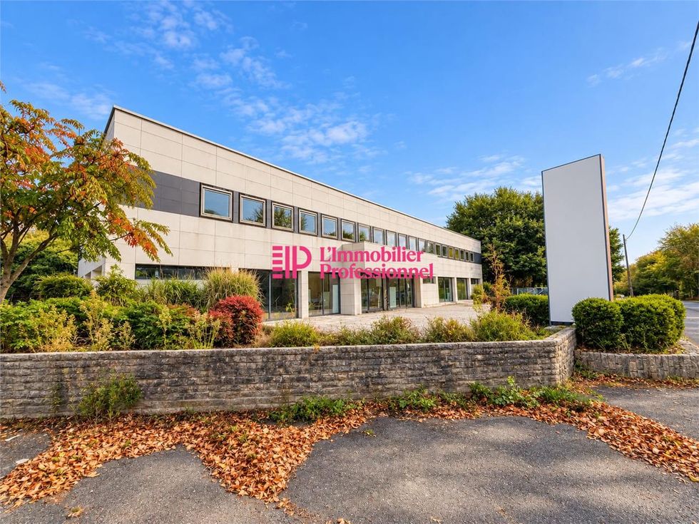 Vente local d''activités 2566 m² à Guidel