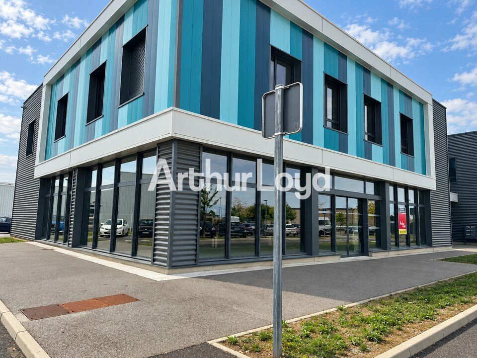 TOURS NORD LOCAL COMMERCIAL NEUF À LOUER 288 M² – FORTE VISIBILITÉ