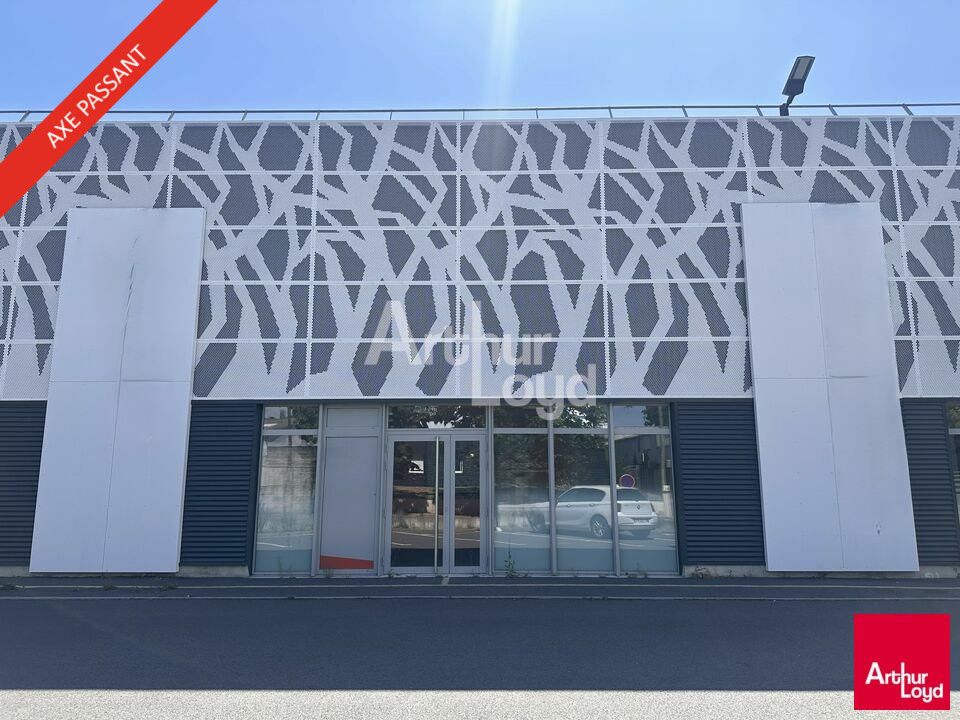 Vente local d''activites 270 m² non divisibles