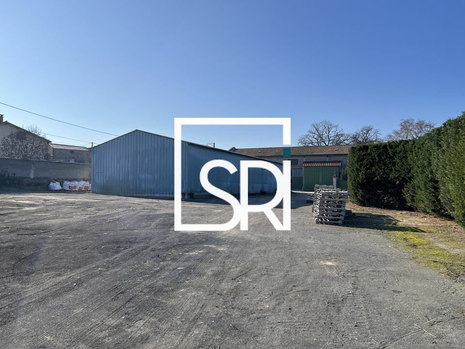 LOCATION LOCAL D'ACTIVITÉ / ENTREPÔT + TERRAIN de 2000 m2  - 7 min. de RIOM - 63200 CHAMBARON SUR MORGE