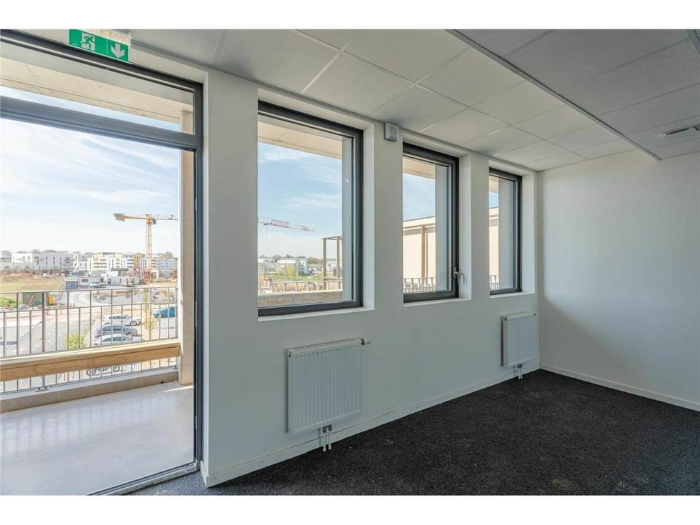 Vente bureaux 62 m² à Épron