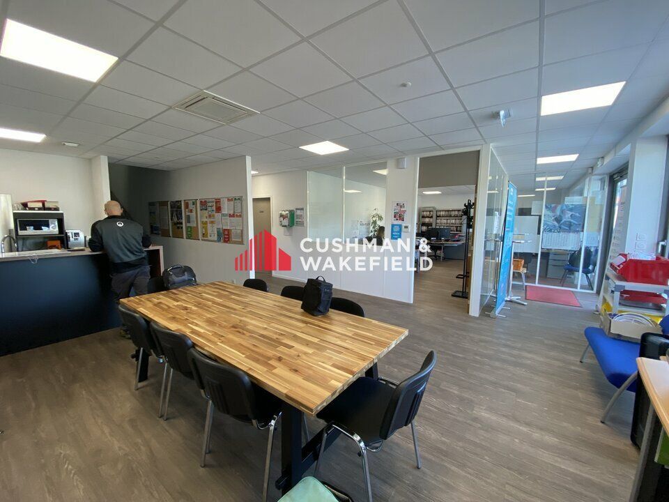 Location activité/entrepôt - 424 m²