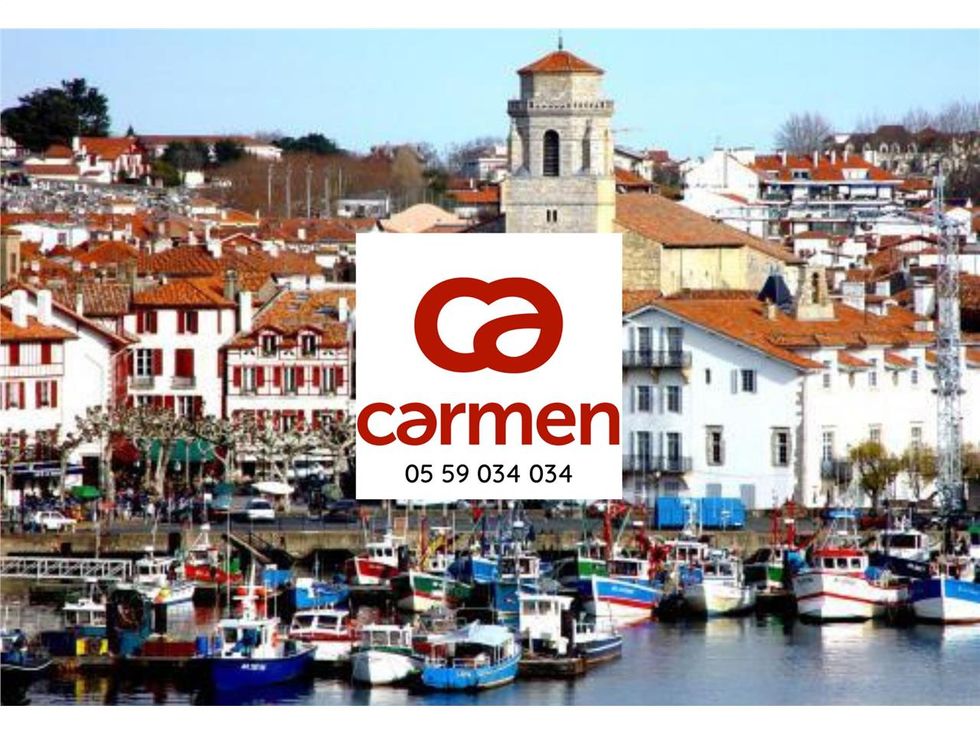 Vente local commercial 48 m² à Saint-Jean-de-Luz