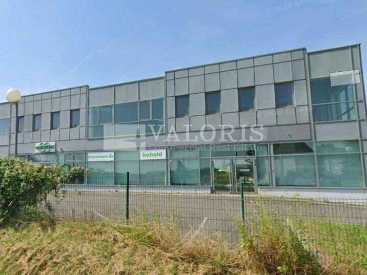Location local commercial 390 m² non divisibles