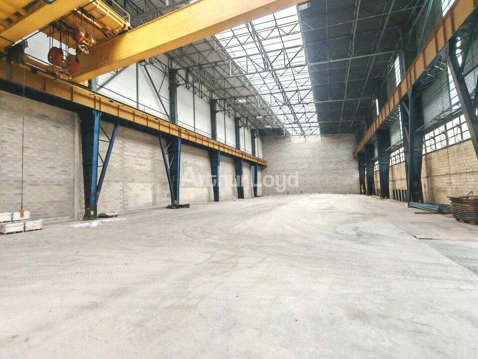Location entrepot 2621.76 m² non divisibles