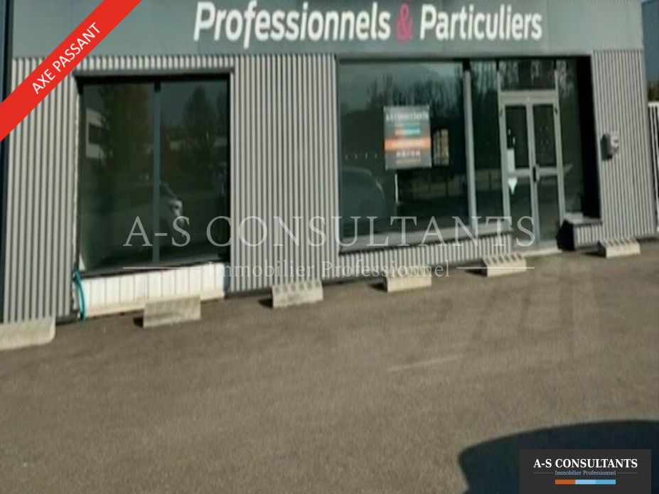 Location local commercial 300 m² non divisibles