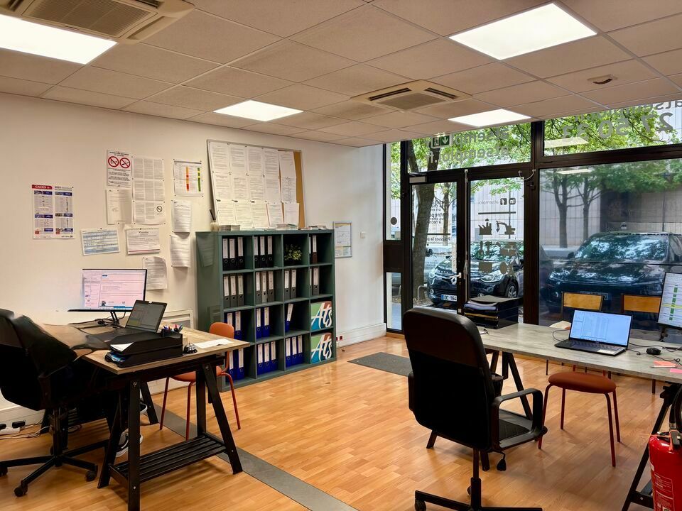 BUREAUX - A LOUER - AUDITORIUM