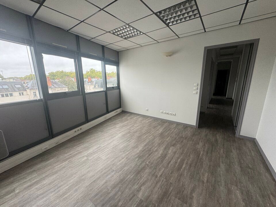 Vente bureaux 77 m² non divisibles