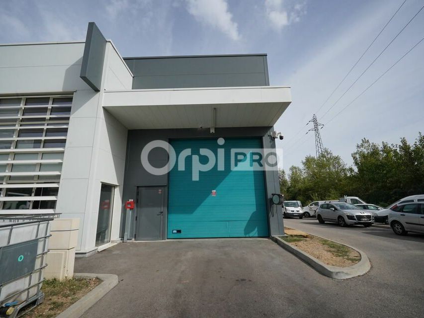 LOCAL D'ACTIVITE A LOUER - 250 m² - VENISSIEUX
