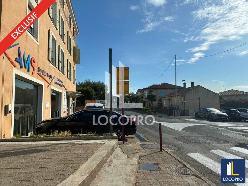 A VENDRE - IMMEUBLE DE BUREAUX - 800 M2 - PUGET SUR ARGENS