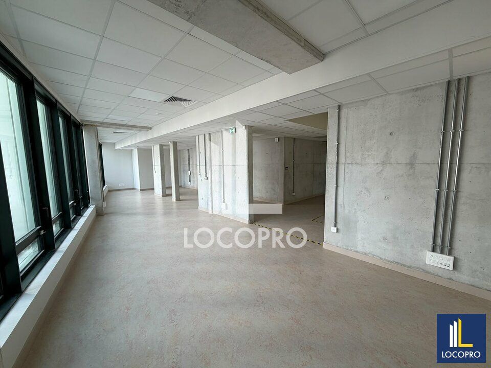 Location bureaux 283 m² non divisibles