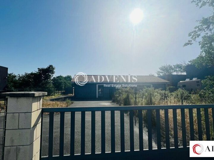A VENDRE - BATIMENT INDEPENDANT - 128 M²