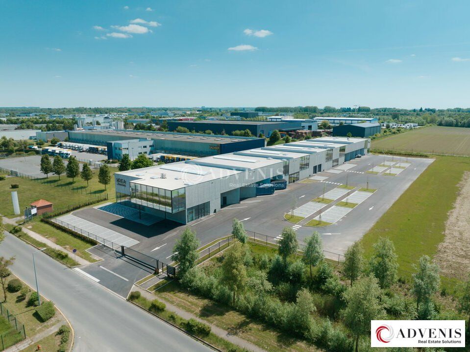 Location local d''activites 987 m² non divisibles