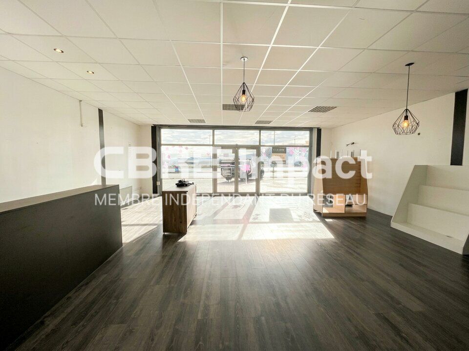 Location local commercial 150 m² non divisibles