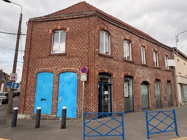 Location local commercial 111 m² non divisibles