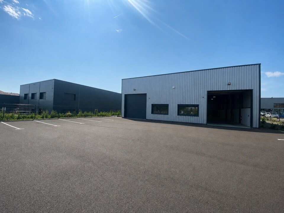 Location local d''activites 269 m² non divisibles