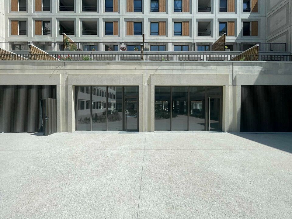 Vente local commercial 149 m² non divisibles