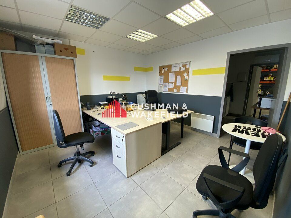 Location activité/entrepôt - 257 m²