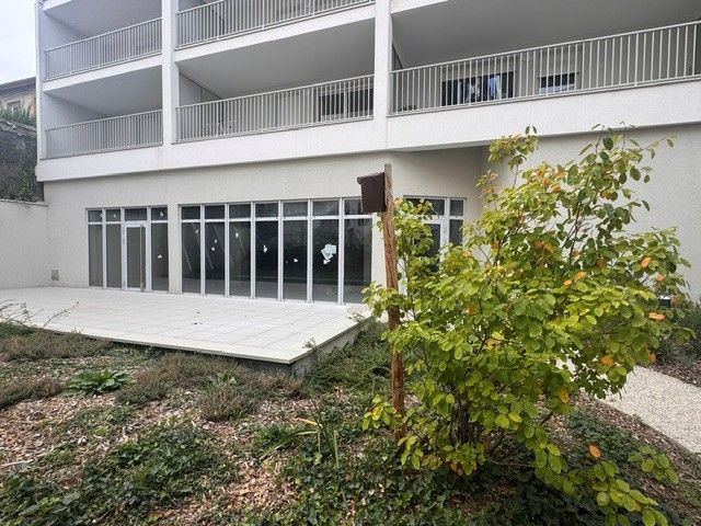 Location bureaux 186 m² à Saint-Étienne