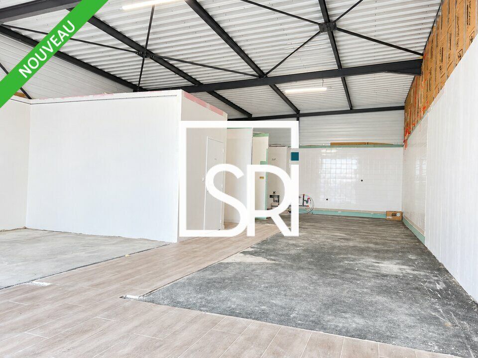 A71 A75 A89 - LOCATION LOCAL D'ACTIVITÉ / ENTREPÔT 112 m2 + BUREAU 15 m2 + STOCKAGE 7 m2 - ZI LES GRAVANCHES - 63100 CLERMONT-FERRAND