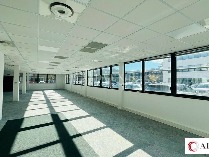 Location bureaux 313 m² non divisibles