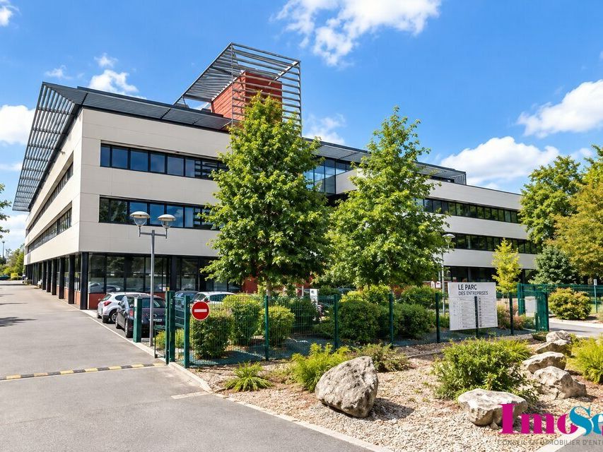 Location bureaux 71 m² non divisibles
