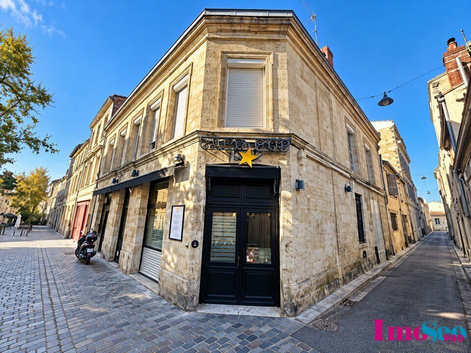 Location local commercial 330 m² non divisibles