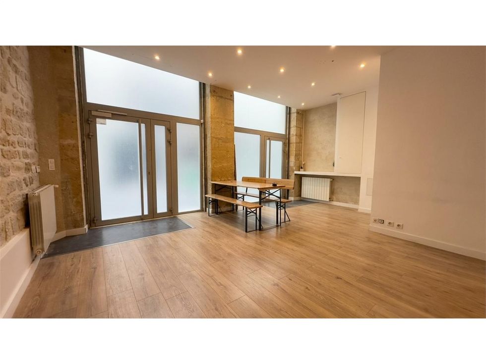 Location bureaux 110 m² non divisibles