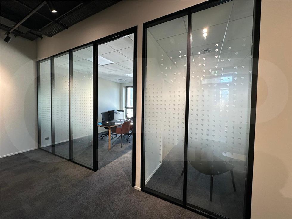 Vente bureaux 323 m² à Le Rheu