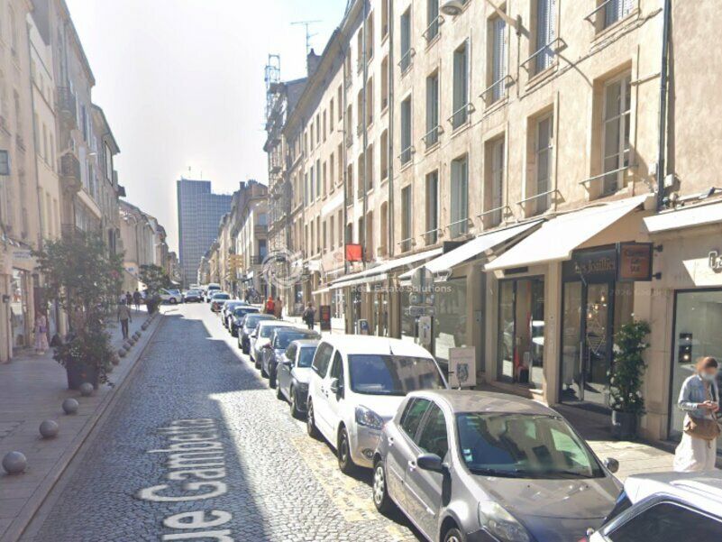 Local commercial centre ville
