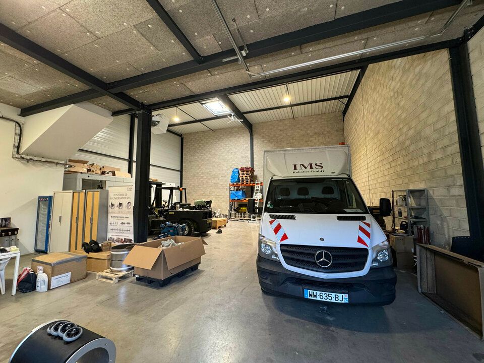 À VENDRE : LOCAL D'ACTIVITÉ 350 M² - BELLOY-EN-FRANCE (95270)