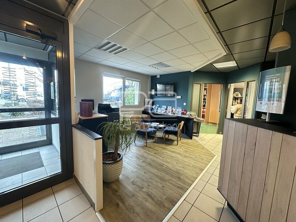 Vente bureaux 458 m² non divisibles
