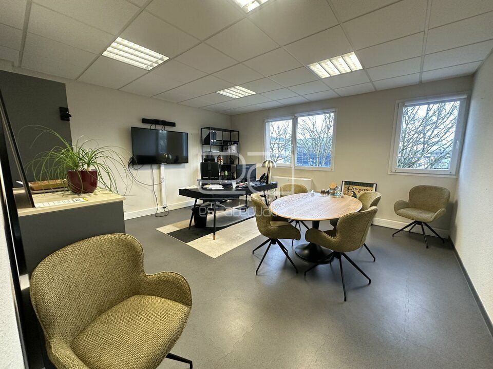 À vendre – Immeuble de bureaux indépendant – 458 m² environ – Zone d'activités Saint-Jacques II