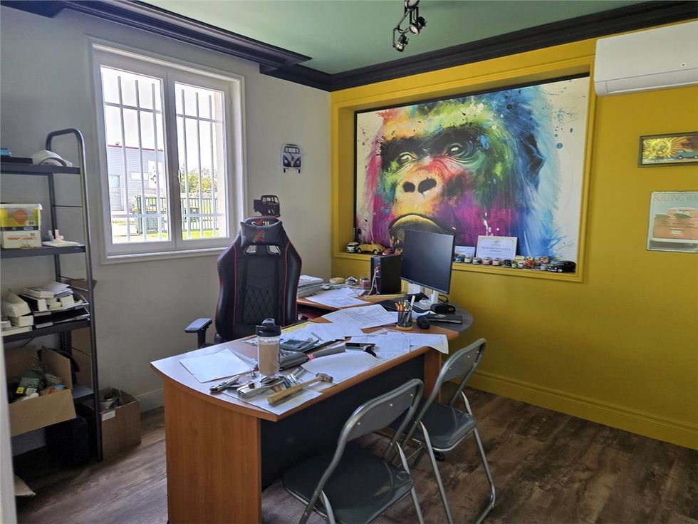 Vente local 233 m² à Véretz