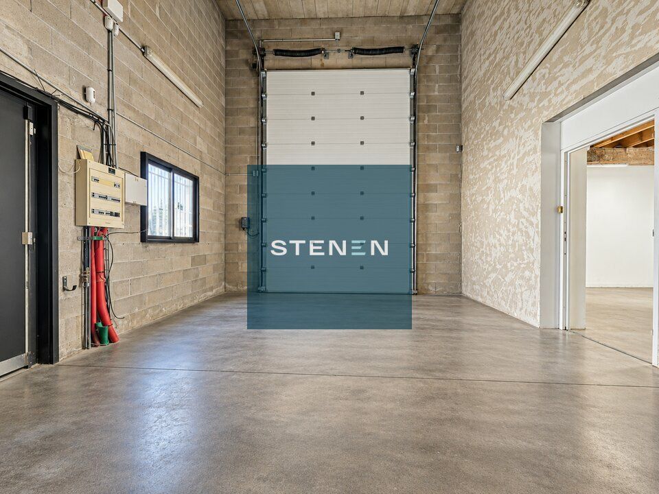 Location local d''activites 142 m² non divisibles