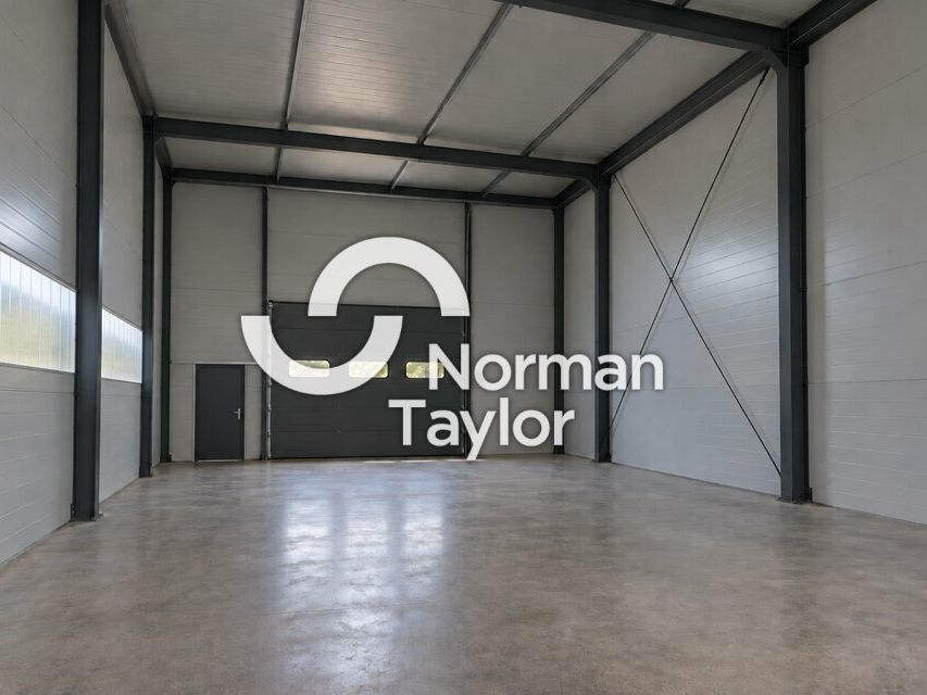 Vente local d''activites 117 m² non divisibles