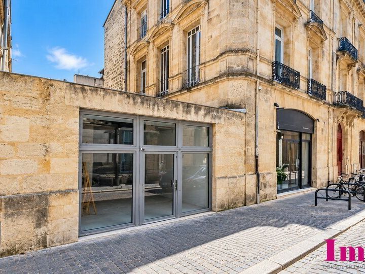Location local commercial 155 m² non divisibles
