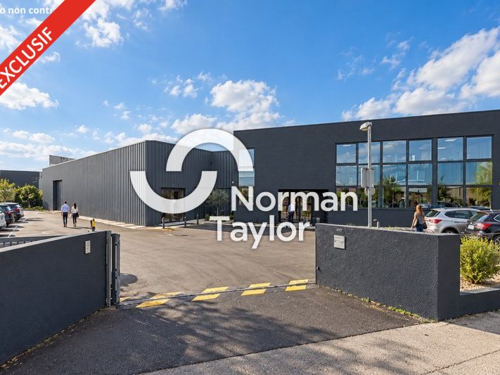 Vente local commercial 680 m² non divisibles