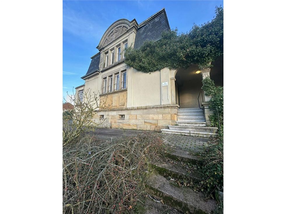 Vente local 248 m² non divisibles