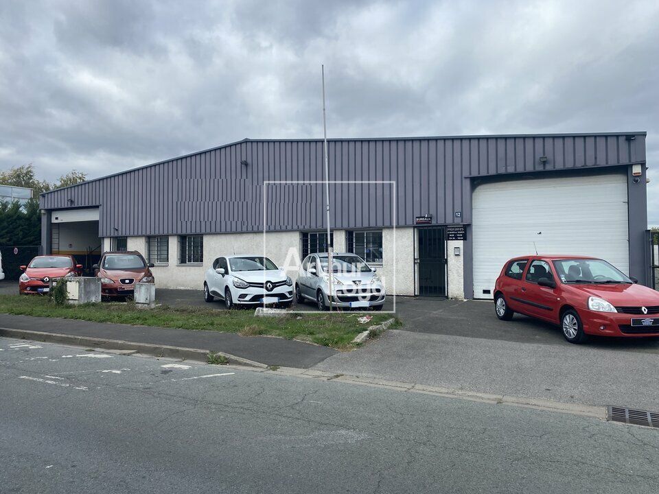 Vente local d''activites 869 m² non divisibles