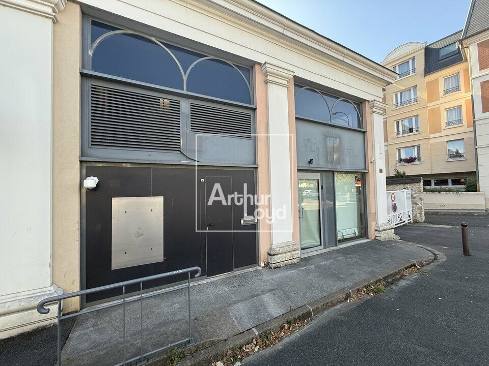 LOCAL COMMERCIAL - AXE PASSANT - PROCHE GARE