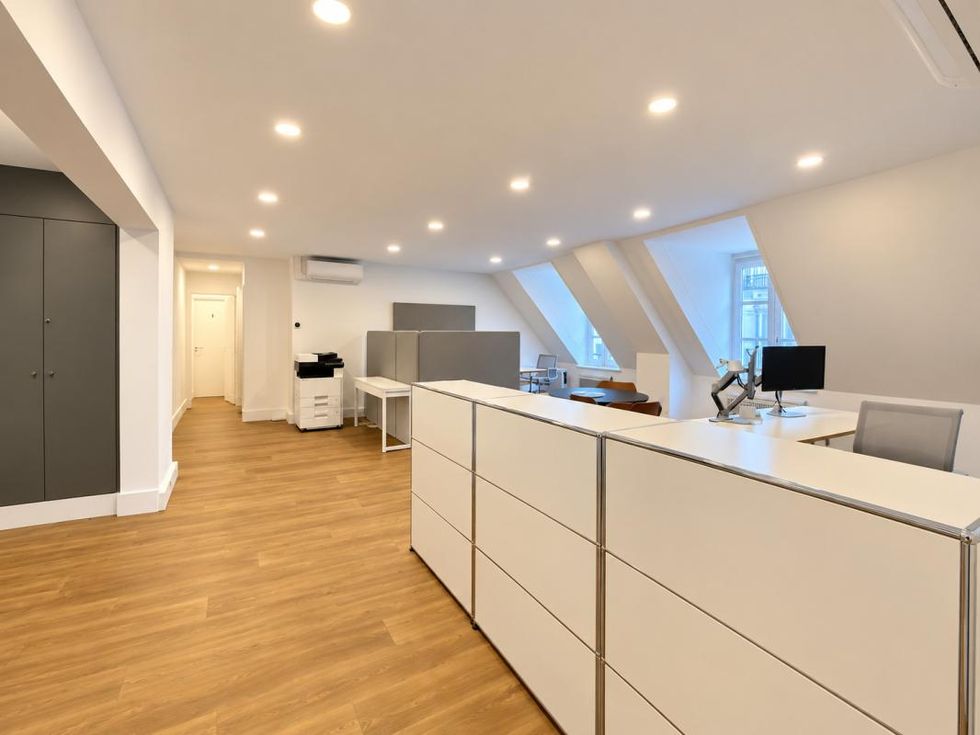 Location bureaux 161 m² non divisibles