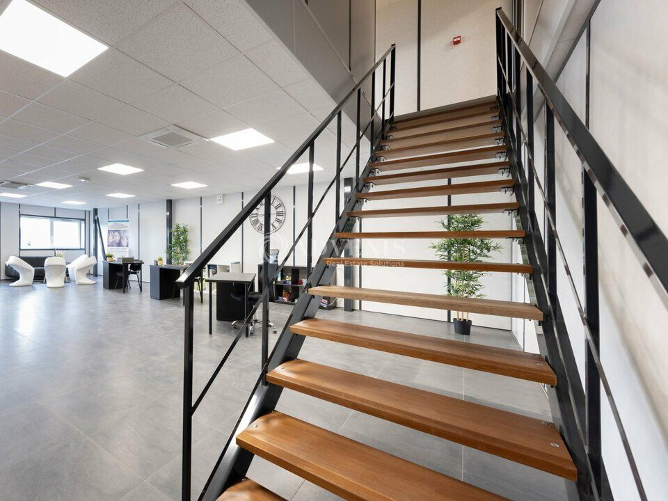 Vente bureaux 345 m² non divisibles