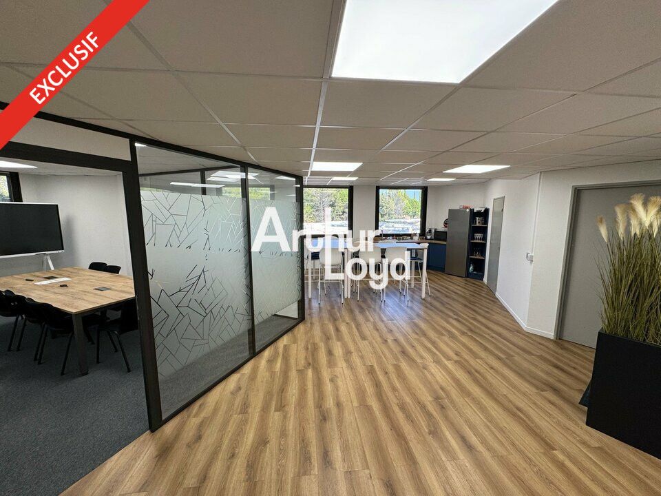 Vente bureaux 234 m² non divisibles
