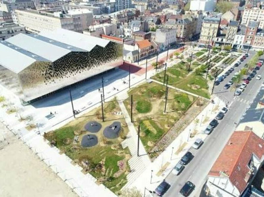 Vente local commercial 223 m² non divisibles