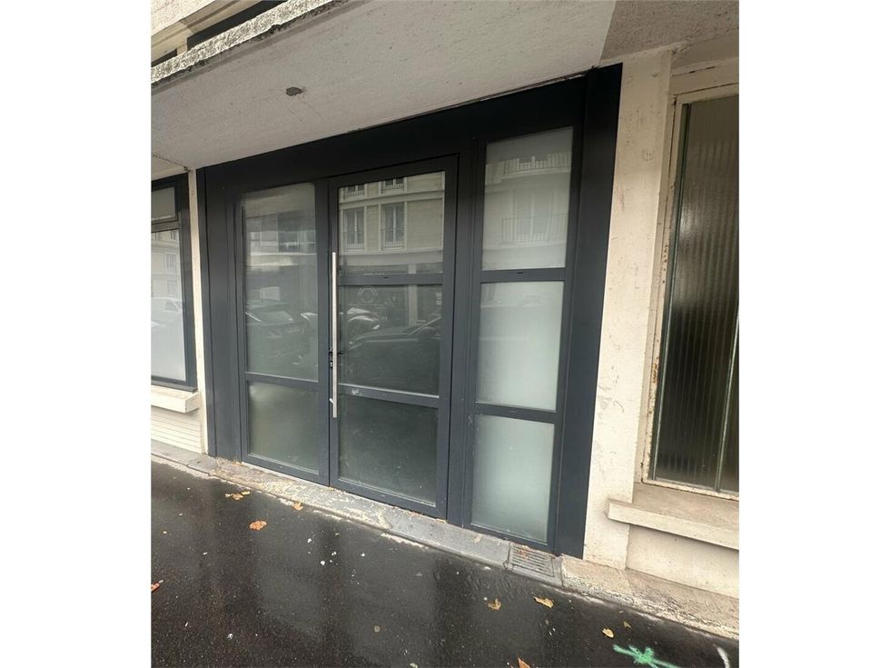 Location local commercial 20 m² non divisibles