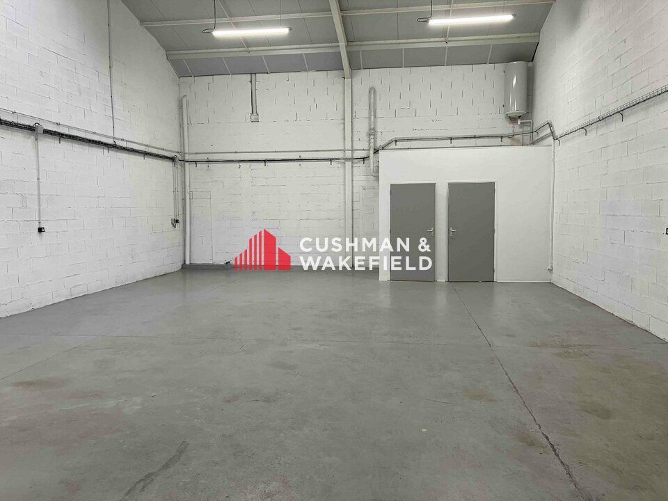 Location activité/entrepôt - 128 m²
