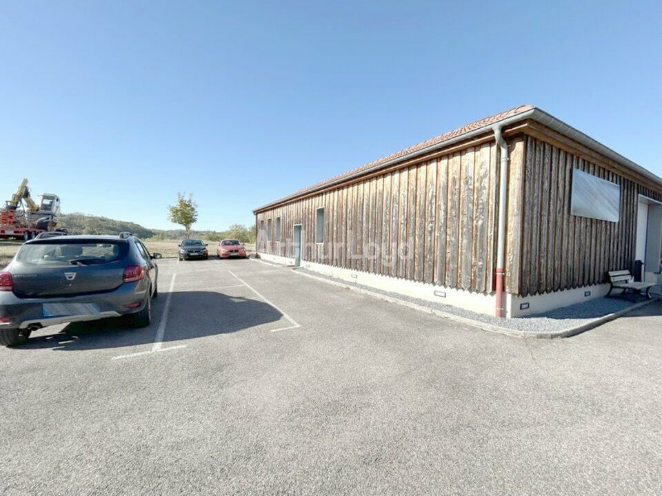 Bâtiment indépendant à louer à PULLIGNY
