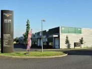 Location entrepôts 2024 m² non divisibles